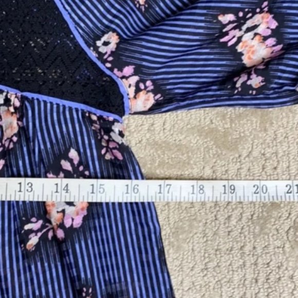 Free People Dress XS (0-2) purple tunic style - Excellent condition! - Picture 3 of 9